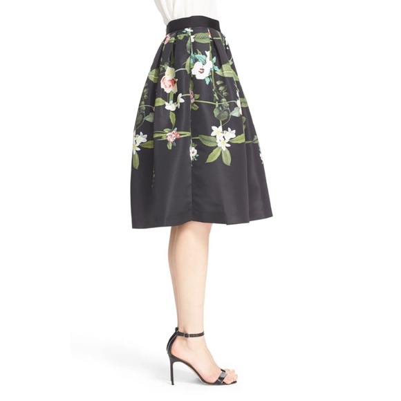 NWT Ted Baker floral Emmalin midi full skirt size US 4 - Picture 2 of 5